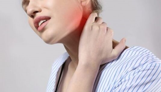 Dor de osteocondrose no pescoço